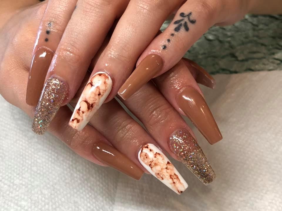 Oasis Nails & Spa nail photo 4